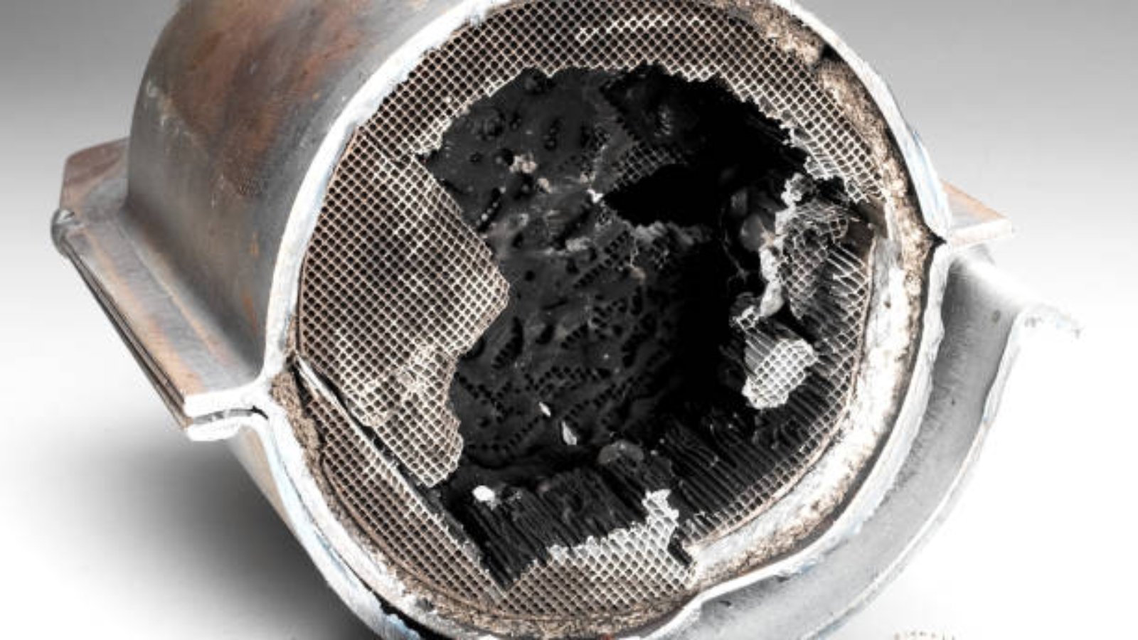 pgms-in-catalytic-converters-why-platinum-palladium-matter