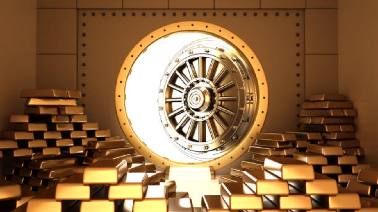 Central Banks Buying Gold in 2025 — Why Record Purchases